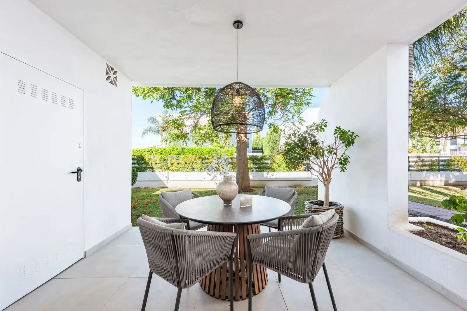 Apartament amb piscina en venda a Nueva Andalucía, imagen 9