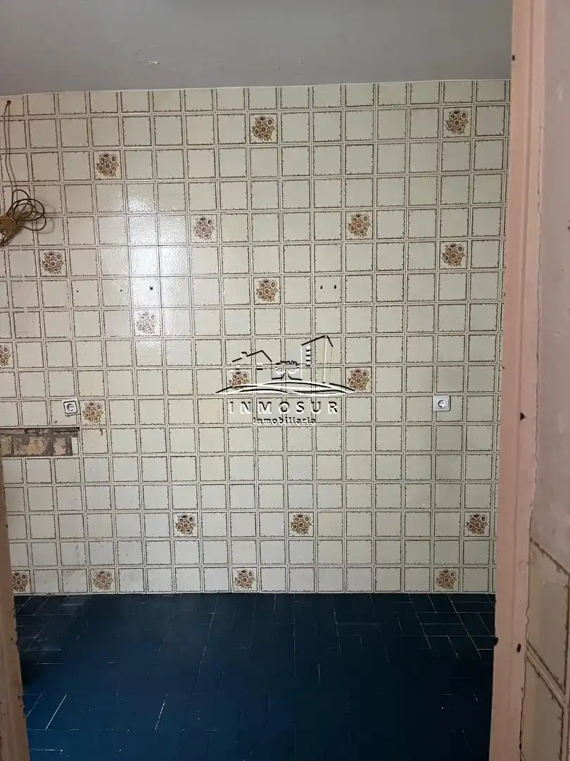 Bany de Pis en venda en Lucena amb Traster