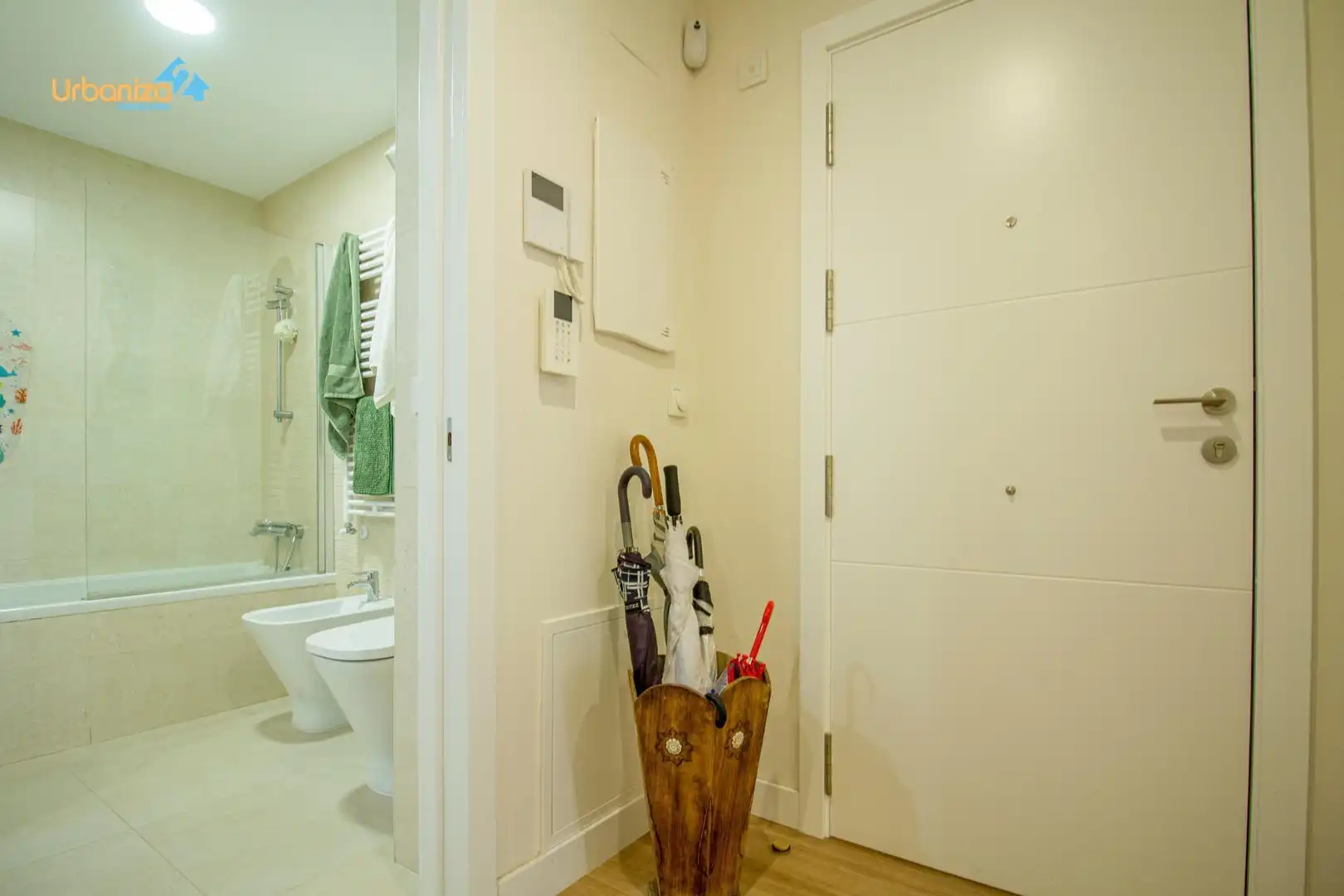 Badezimmer von Dachboden zum Verkauf in Badajoz mit Klimaanlage, Heizung und Terrasse