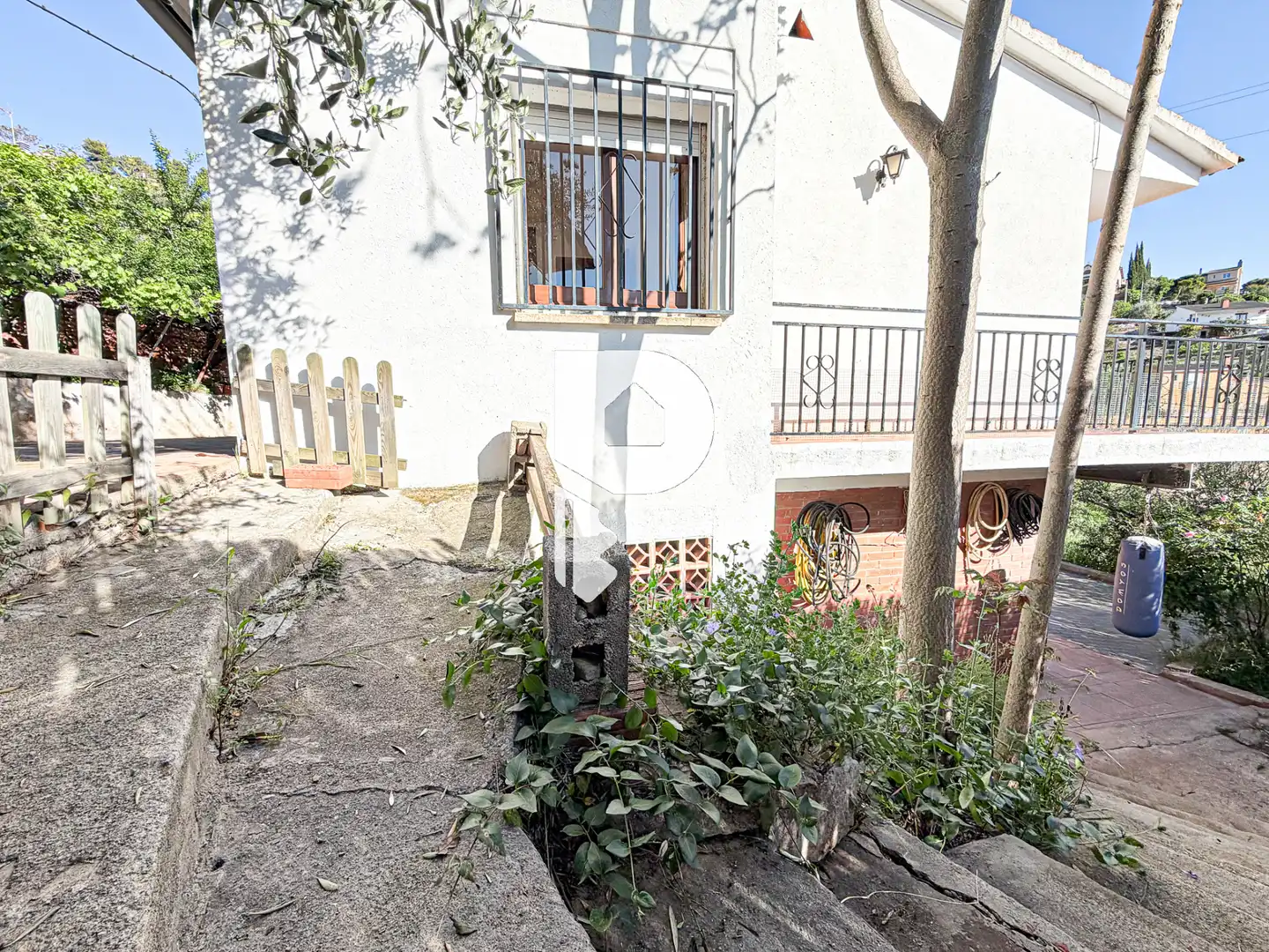 Garden of Houses for sale in Vallirana  with Air Conditioner, Heating and Private garden