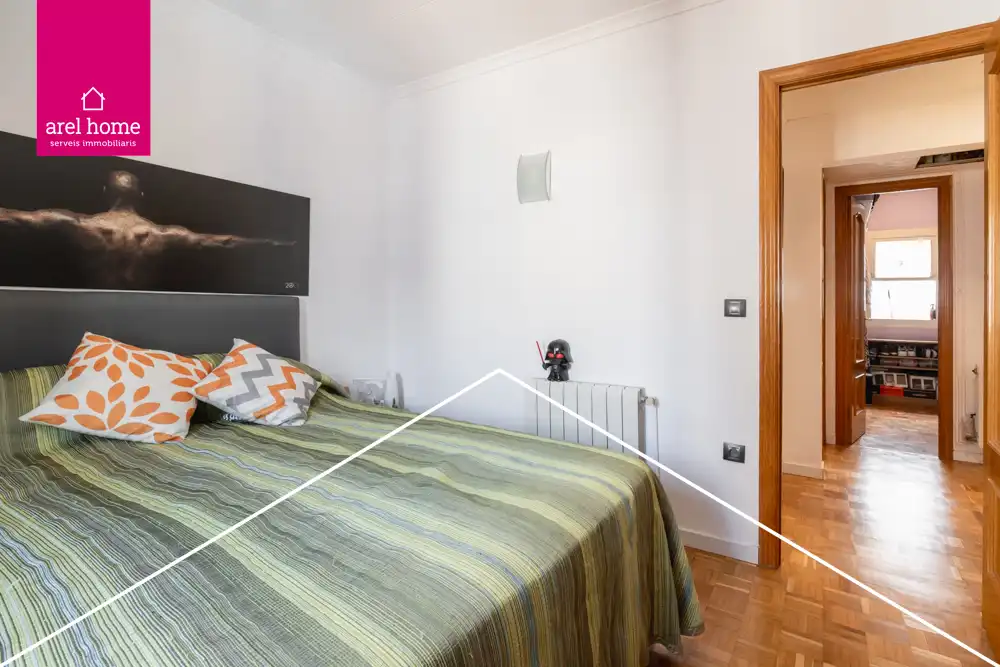 Bedroom of Flat for sale in Esplugues de Llobregat  with Air Conditioner and Parquet flooring