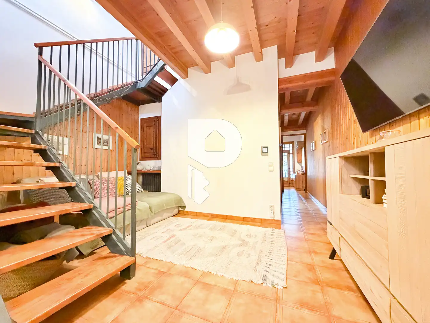 Casa adosada en venta en Sant Vicenç Dels Horts con Aire acondicionado, Calefacción y Jardín privado