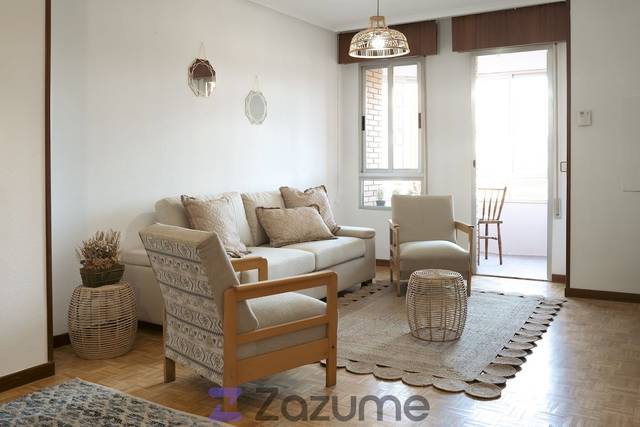 Piso en Alquiler en C. Moisés de León en El Ejido - Santa Ana