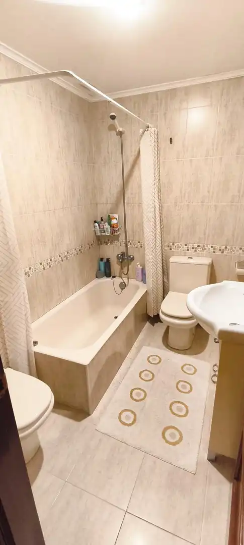 Badezimmer von Wohnung zum Verkauf in Santoña mit Heizung und Abstellraum