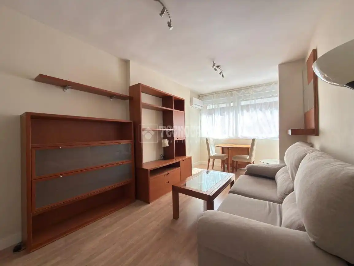 Sala de estar de Piso de alquiler en Madrid con Aire acondicionado, Calefacción y Terraza