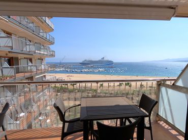 Apartamento con ascensor en venta en Passeig del Mar 17