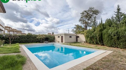 Gran casa con parcela y piscina en Cájar, imagen 3
