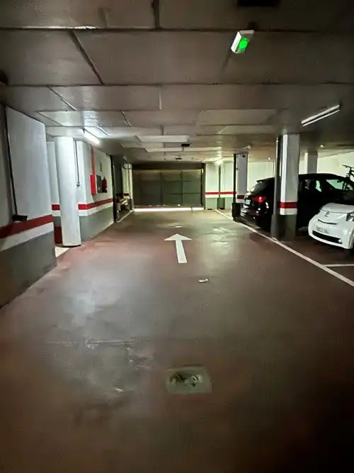 Parking of Flat for rent in Madrid  with Heating, Parquet flooring and Terrace