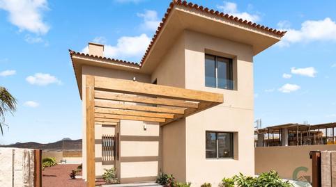 Foto 5 de Casa adosada en venda a Calle Vial Numero, Guargacho, Santa Cruz de Tenerife