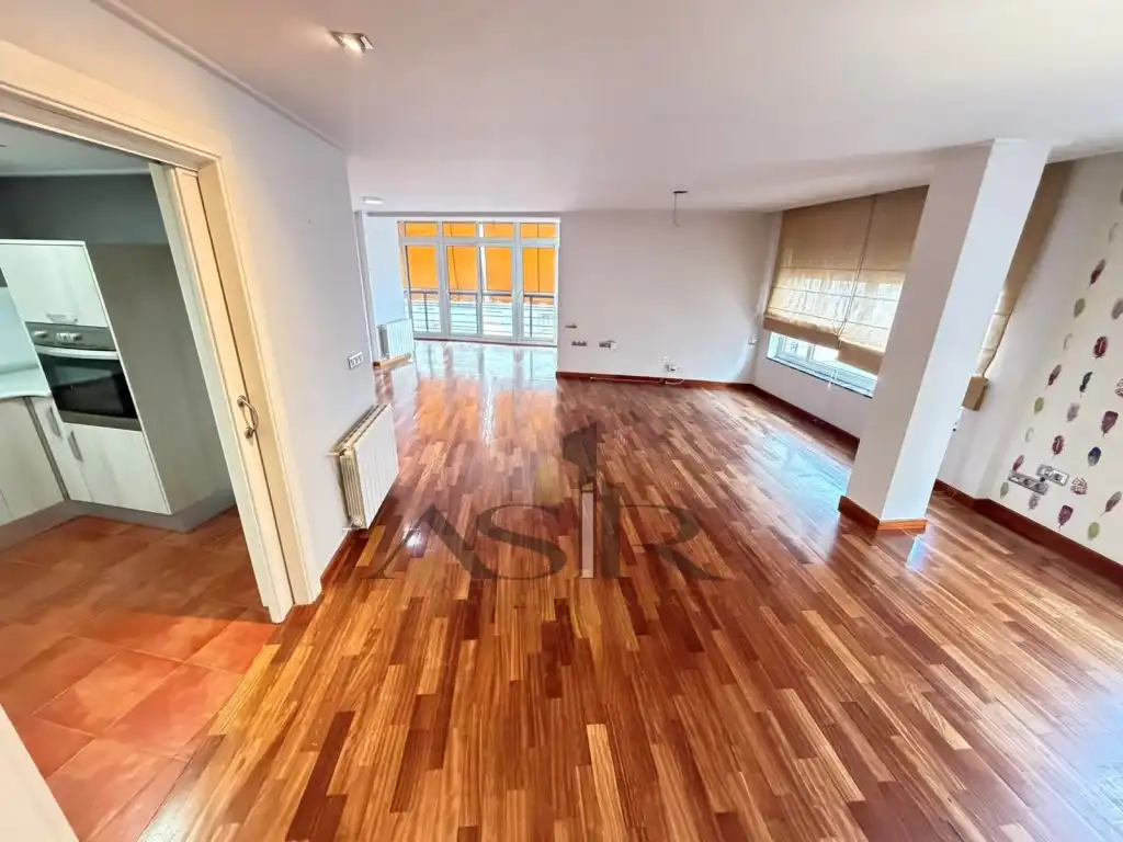 Piso con terraza en venta en Avinguda Sants Patrons