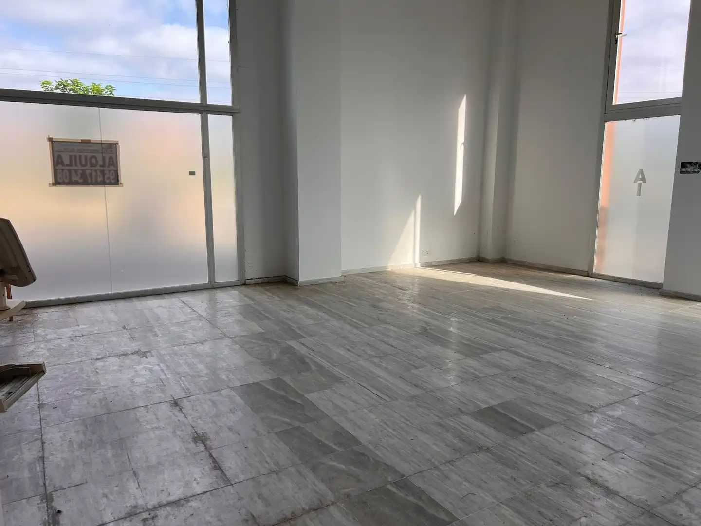 Gebäude zur Miete in Gelves