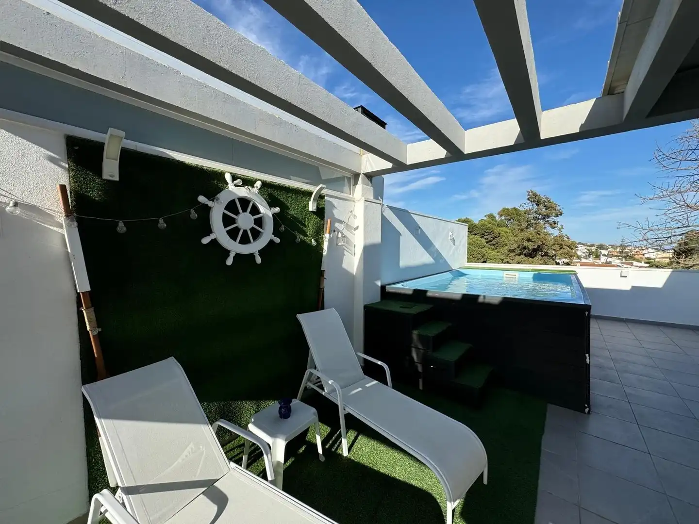 Schwimmbecken von Dachboden zum Verkauf in Rincón de la Victoria mit Terrasse und Abstellraum