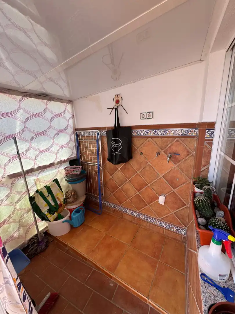 Bany de Casa o xalet en venda en Andújar amb Aire condicionat, Terrassa i Moblat