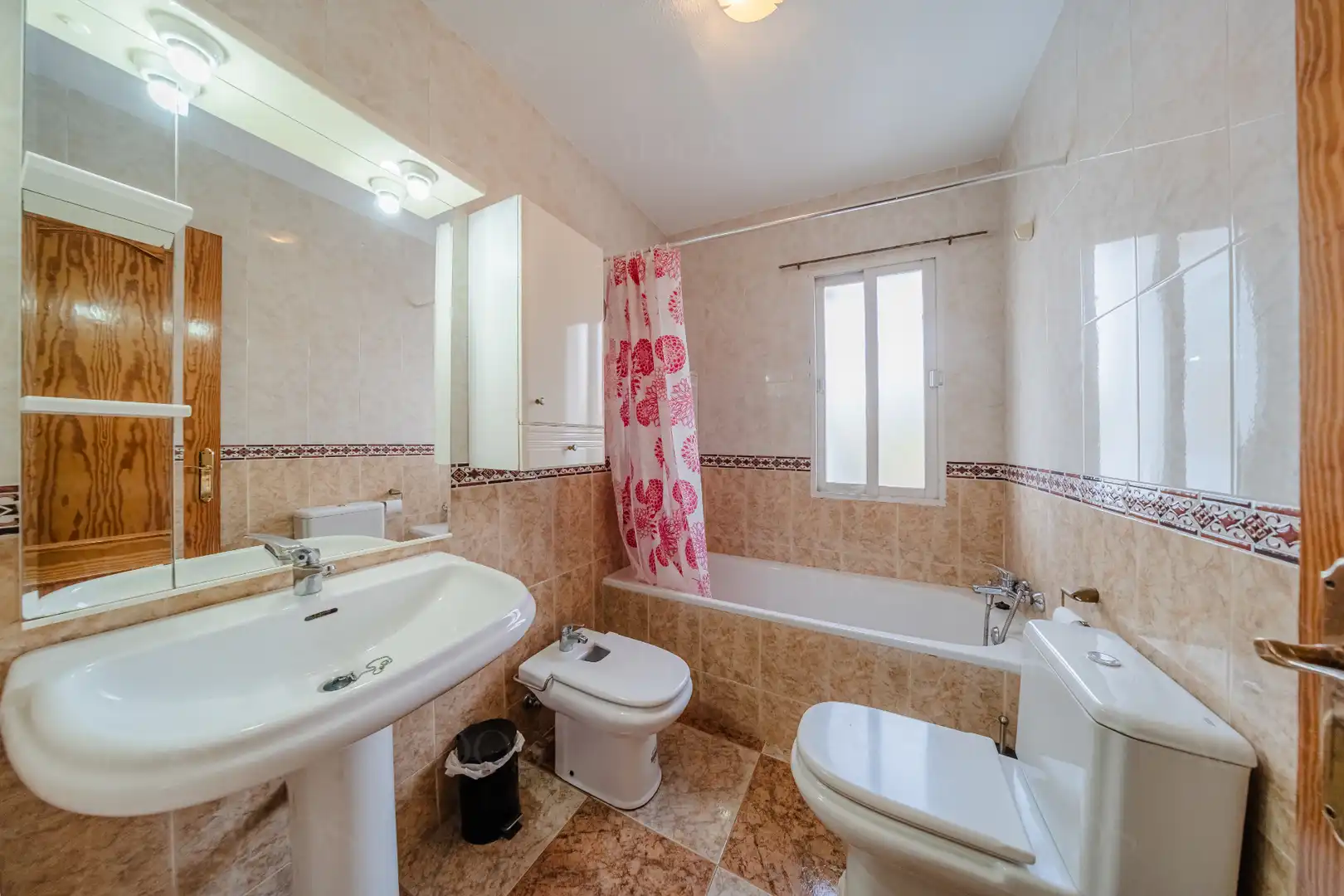 Bathroom of Duplexes for sale in Roquetas de Mar  with Air Conditioner, Terrace and Furnished