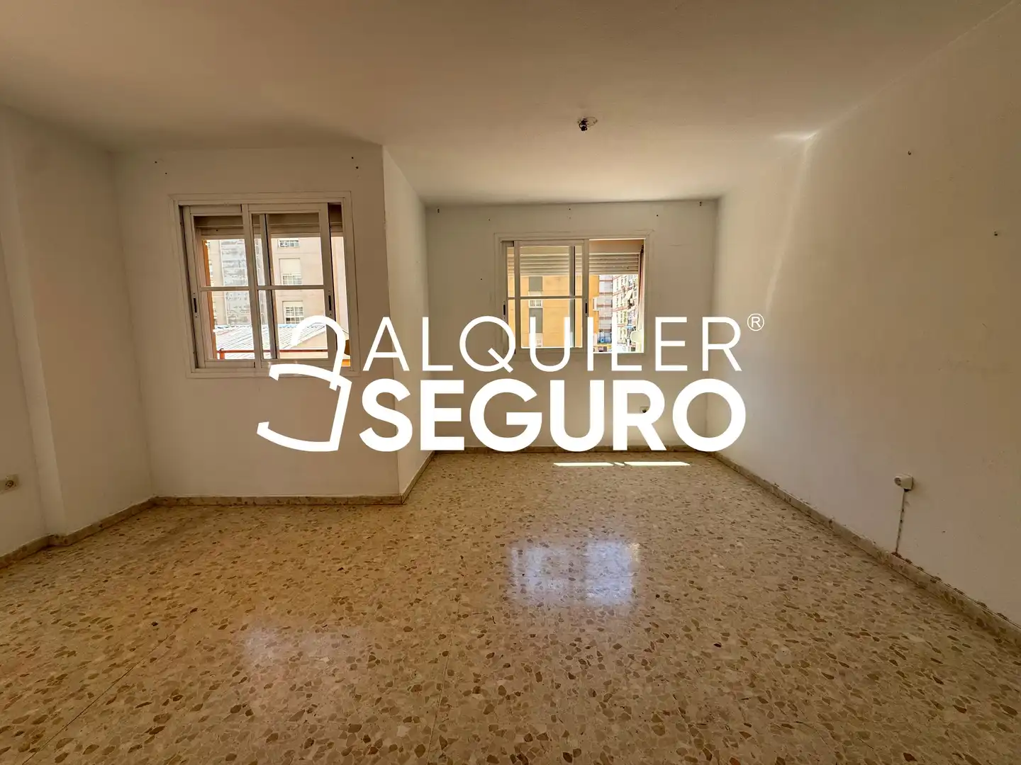Außenansicht von Wohnung zur Miete in Málaga mit Terrasse