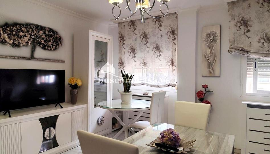 Foto 1 de Pis en venda a De Canarias, Renfe - Bulevar 1ª y 2ª Fase, Jaén