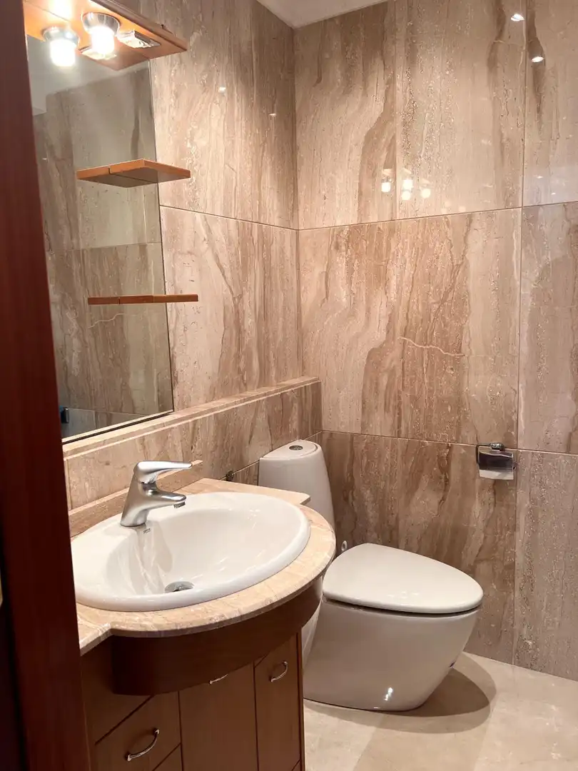Badezimmer von Maisonette zum Verkauf in Torrevieja mit Balkon
