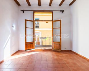 Apartment to rent in  Valencia Capital  with Air Conditioner, Heating and Balcony