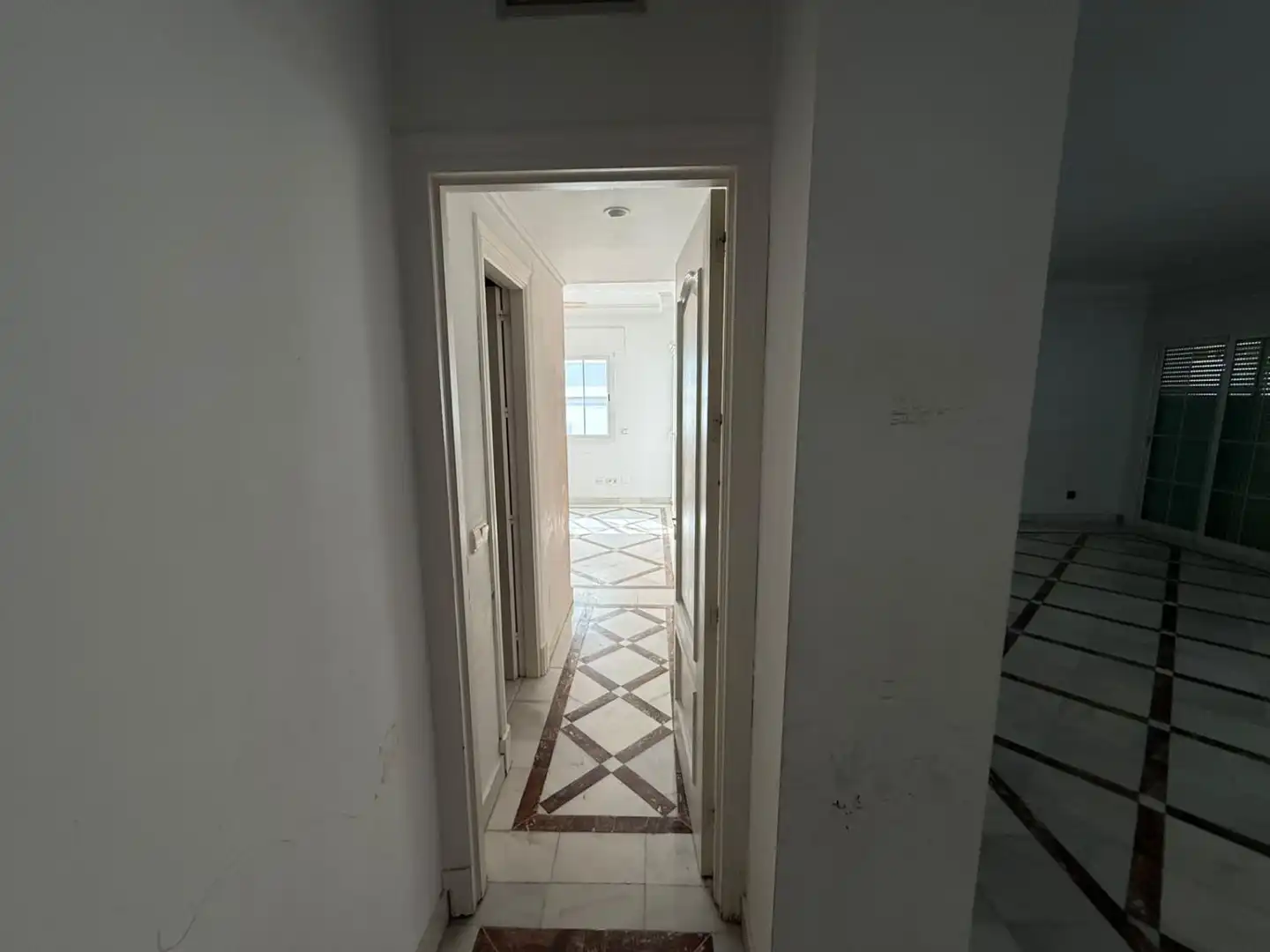 Dúplex en venta en Marbella con Calefacción, Terraza y Piscina comunitaria
