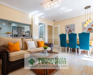 Living room of Flat for sale in  Córdoba Capital  with Air Conditioner and Furnished