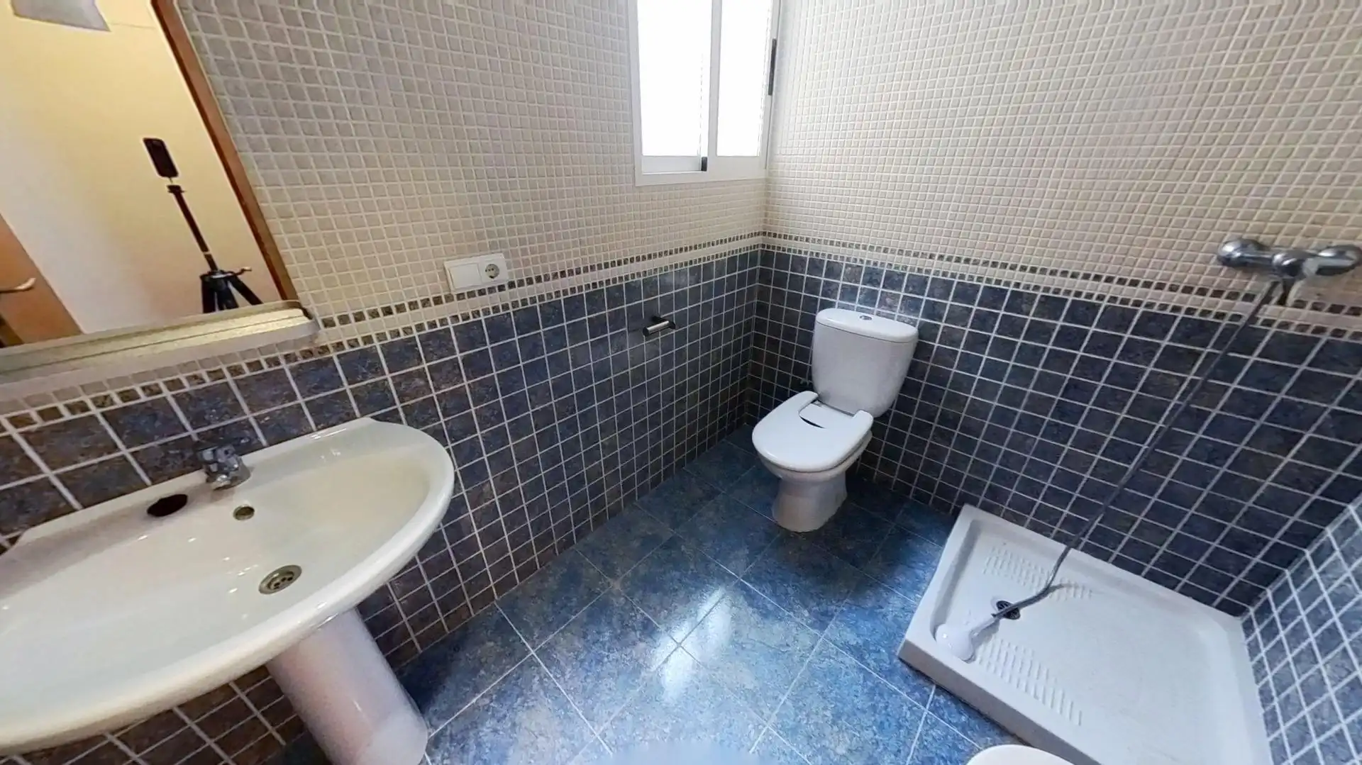 Bany de Pis en venda en Llíria amb Aire condicionat