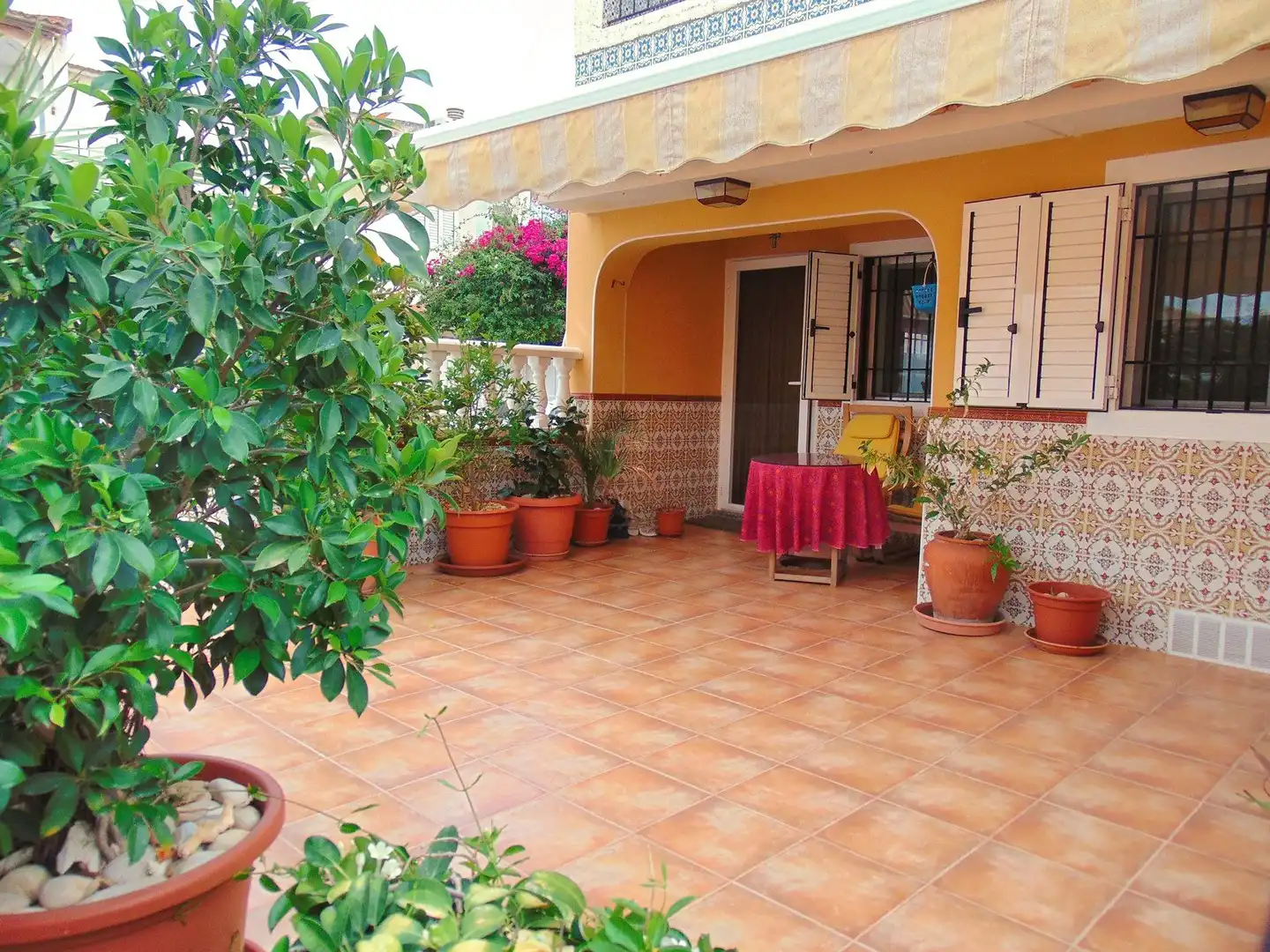 Jardín de Planta baja en venta en San Pedro del Pinatar con Aire acondicionado, Calefacción y Jardín privado