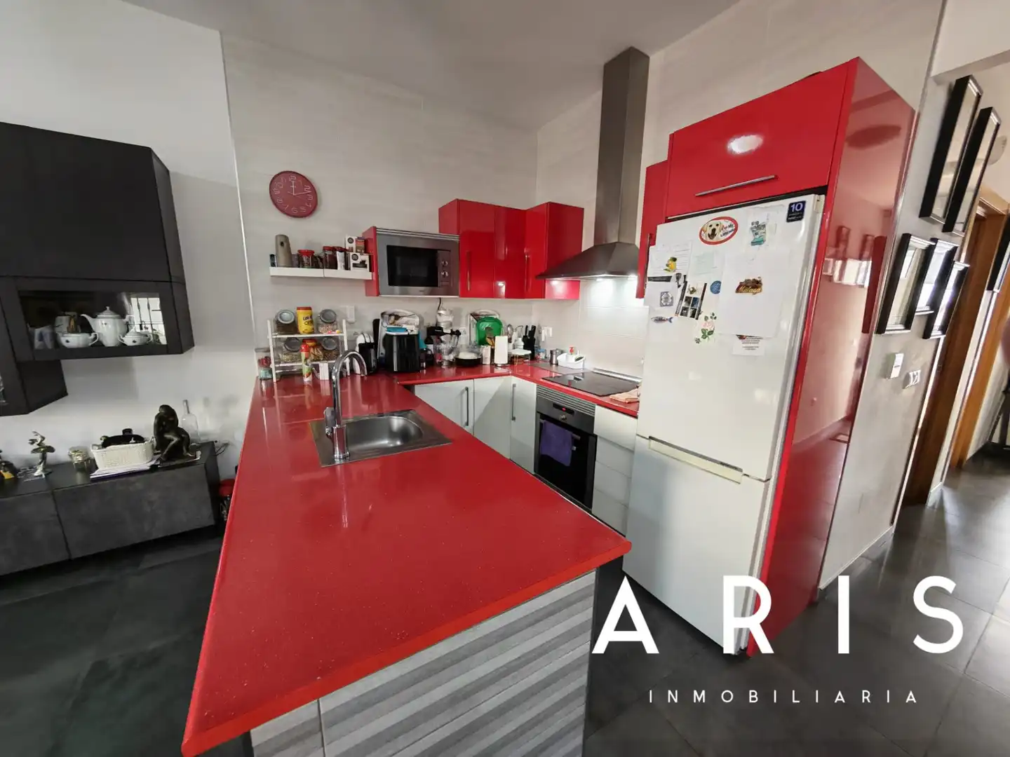 Cocina de Casa adosada en venta en Alhaurín de la Torre con Aire acondicionado y Piscina