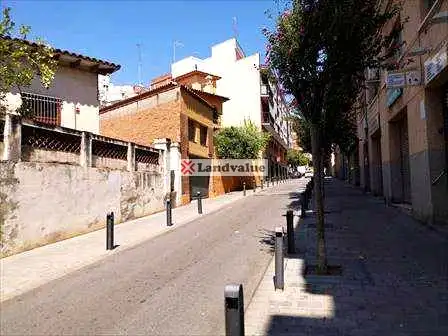 Vista exterior de Residencial en venda en Esplugues de Llobregat