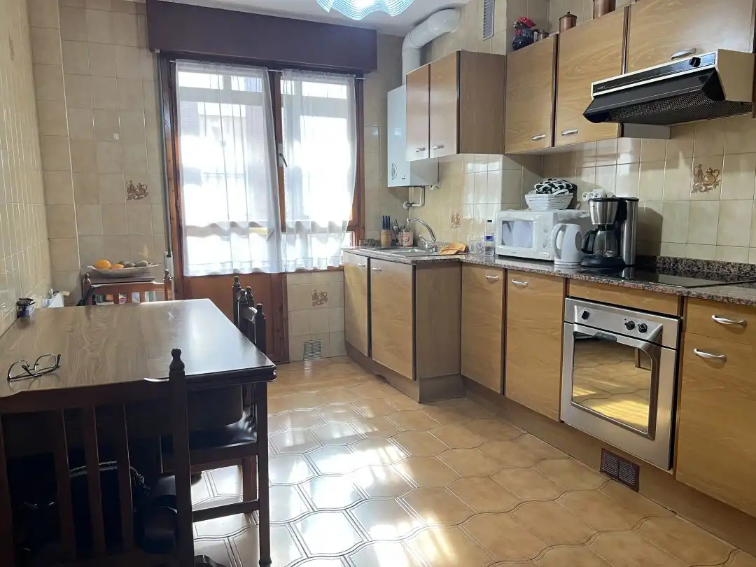 Piso en venta en Lugones