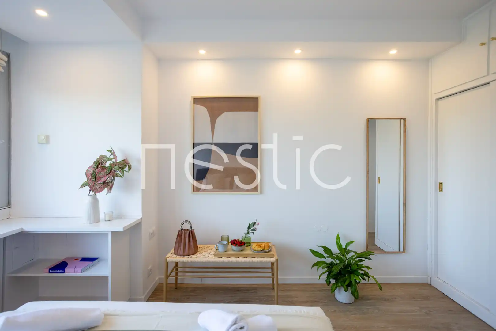Habitación de Apartamento de alquiler en Madrid con Aire acondicionado, Calefacción y Amueblado
