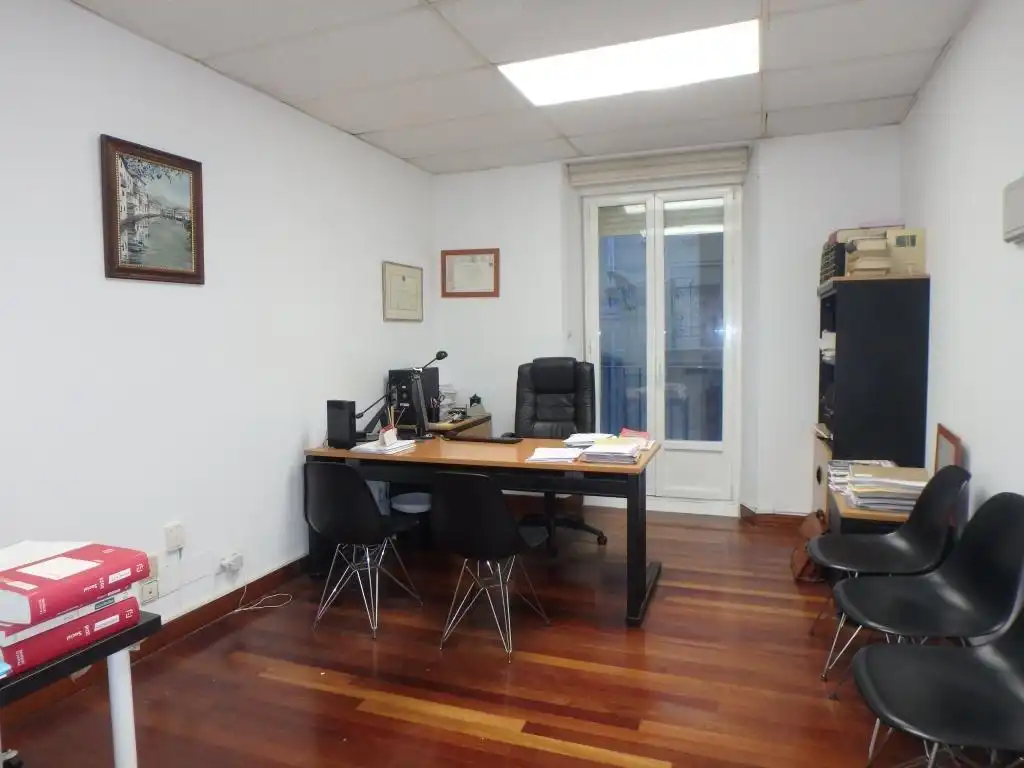 Office space with lift for sale in Casco Antiguo, imagen 11