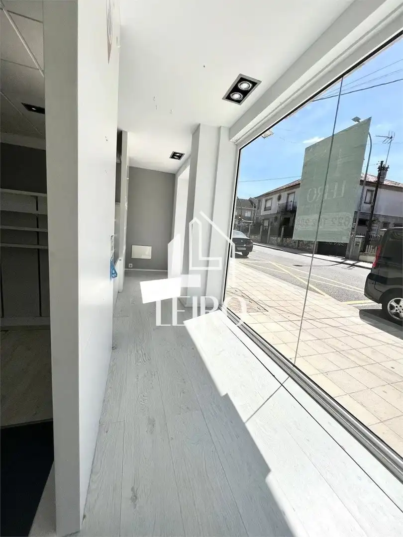 Local comercial en venda a Ribadumia, imagen 27