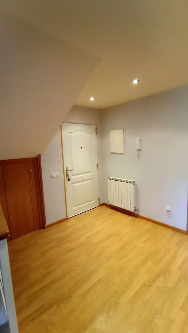 Casa adosada de alquiler en Pelabravo con Calefacción, Jardín privado y Parquet