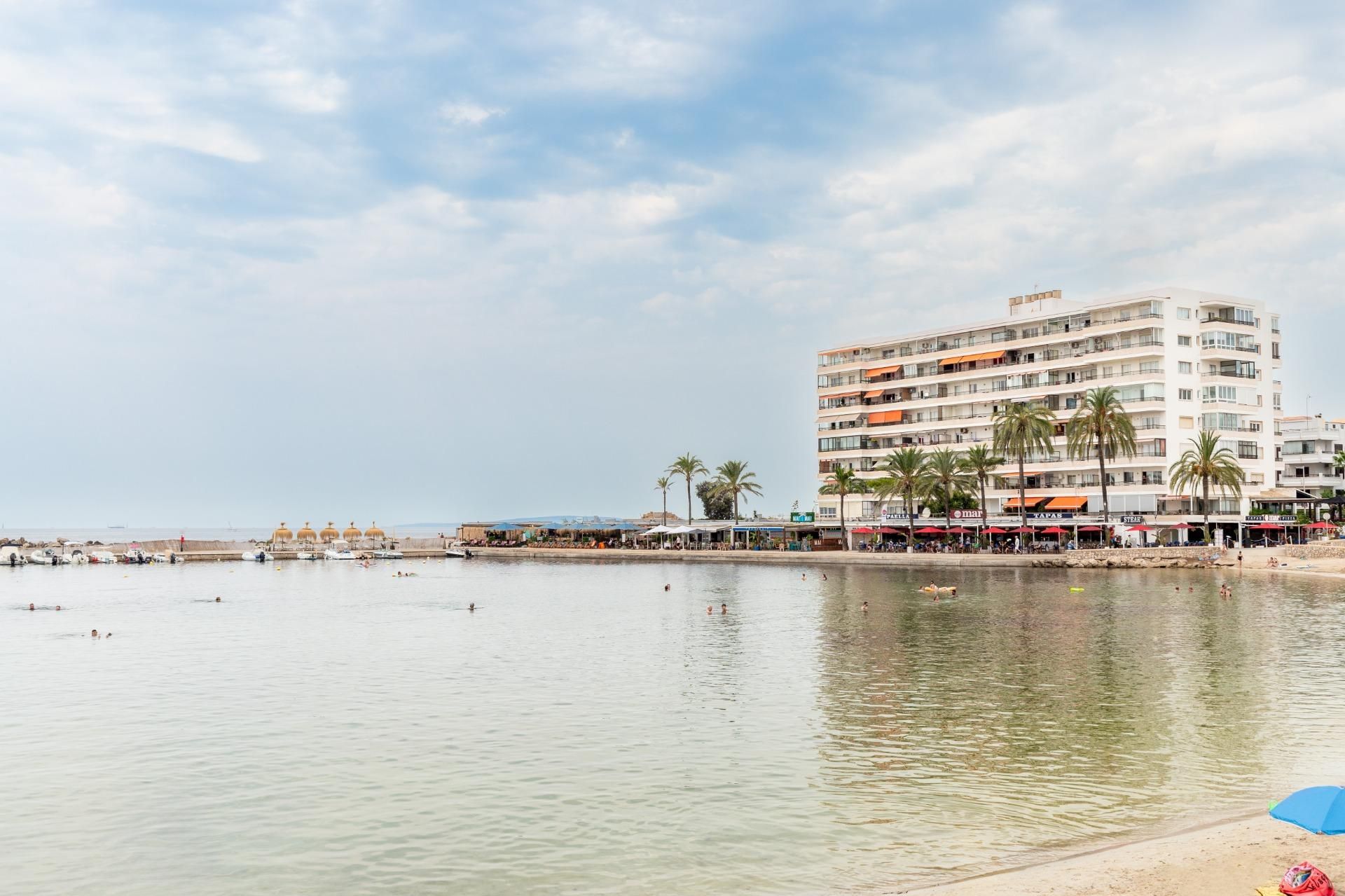 Premises to rent in  Palma de Mallorca  with Air Conditioner and Furnished