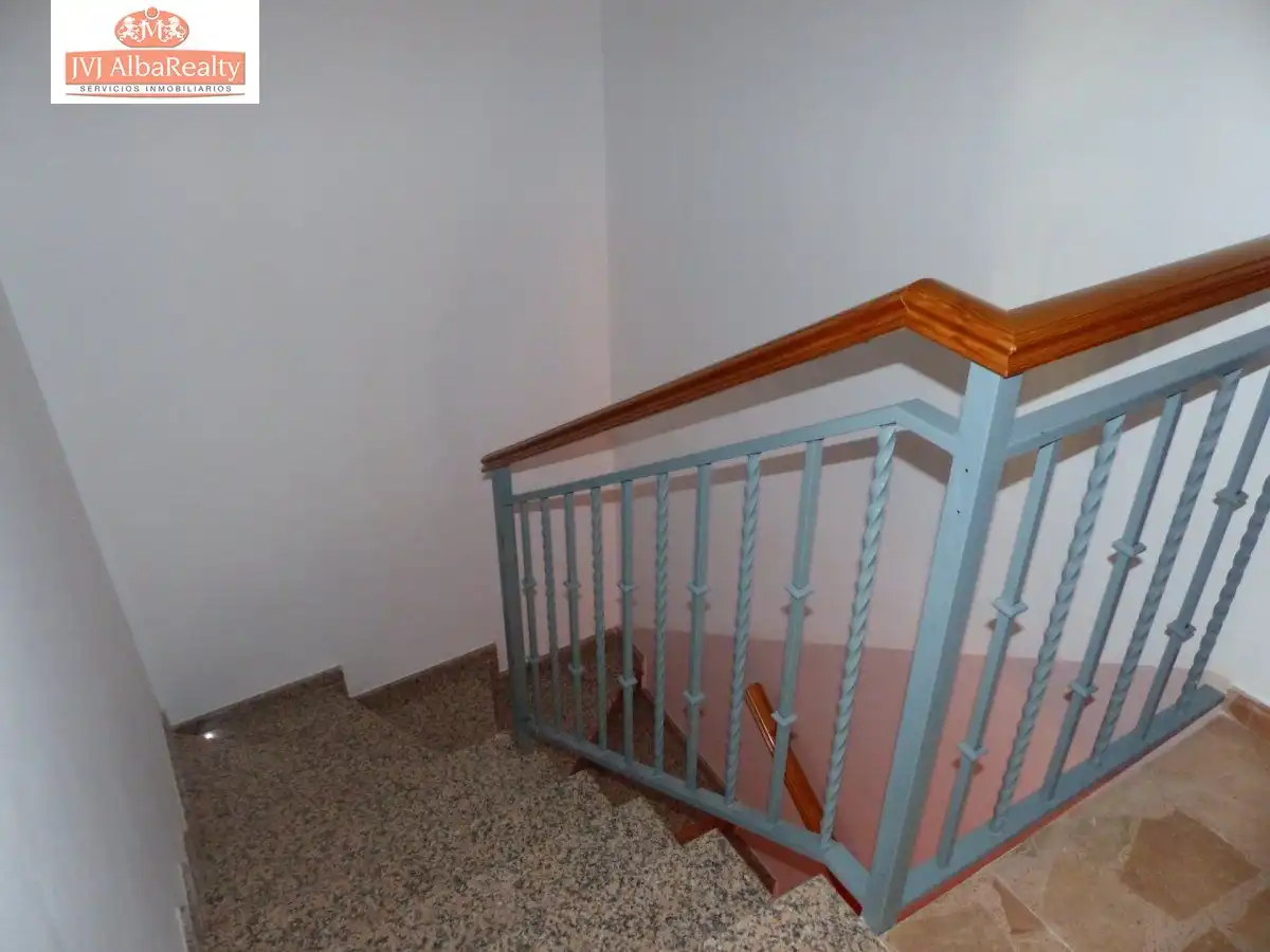 Casa adosada en venta en Albacete con Calefacción y Balcón