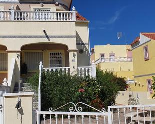 Vista exterior de Casa o xalet en venda en Pilar de la Horadada amb Terrassa