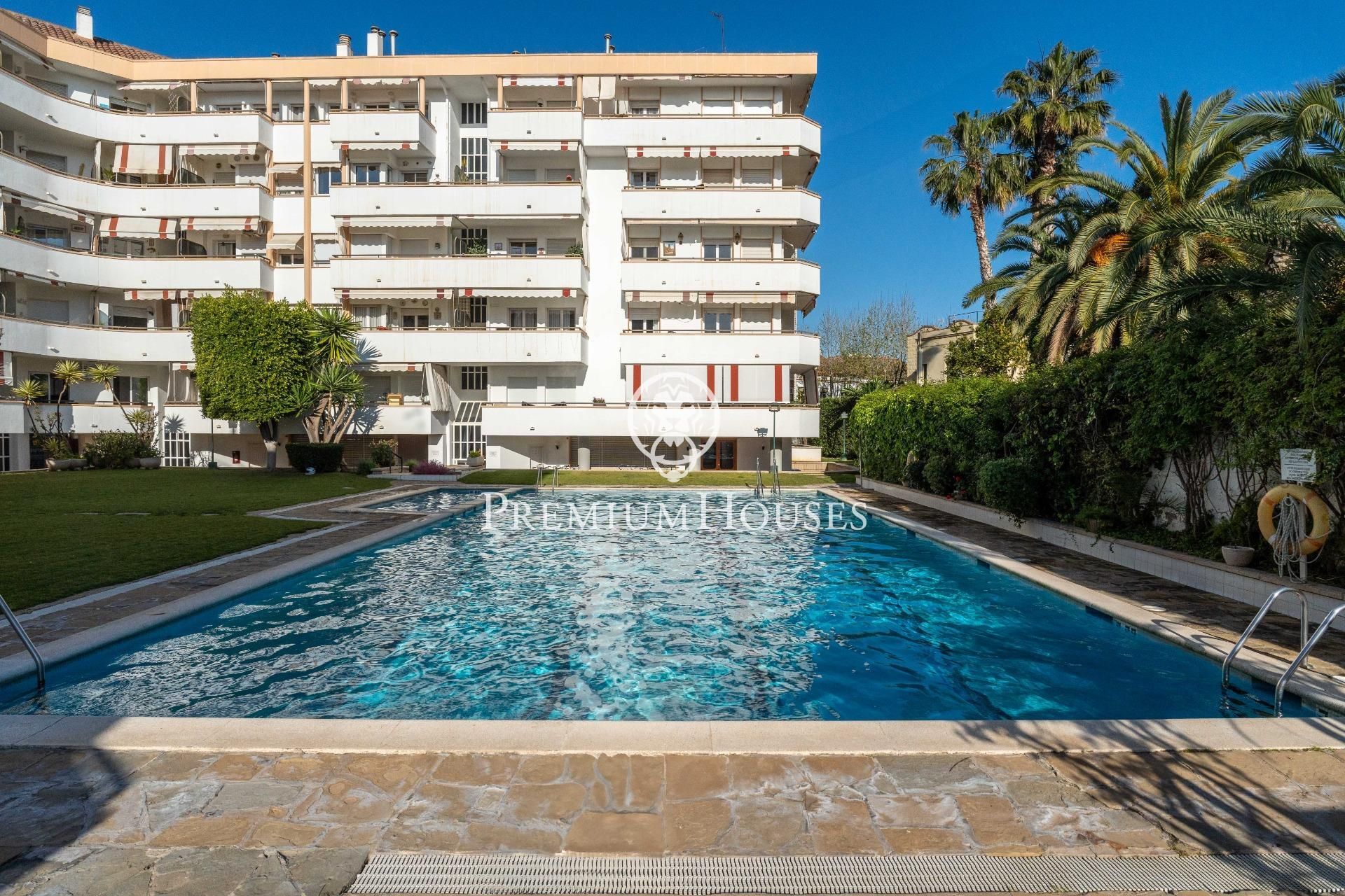 Piscina de Àtic en venda en Sitges amb Calefacció, Terrassa i Balcó
