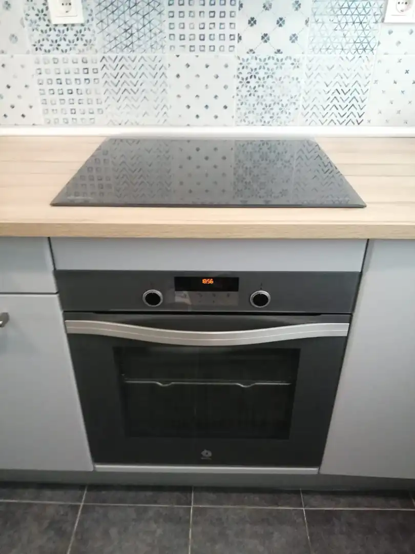 Kitchen of Flat for rent in Marbella  with Air Conditioner, Furnished and Oven