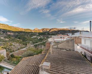 Vista exterior de Casa o xalet en venda en Los Guajares amb Terrassa