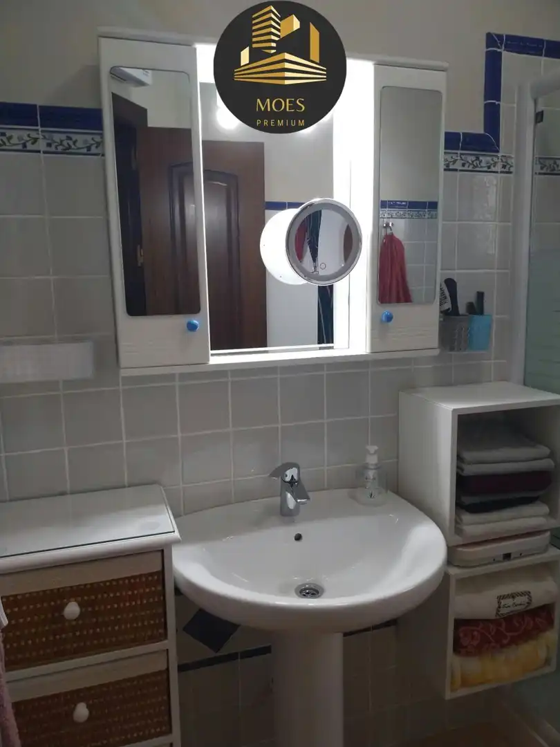 Bathroom of Flat for sale in Villacarrillo  with Air Conditioner, Heating and Balcony
