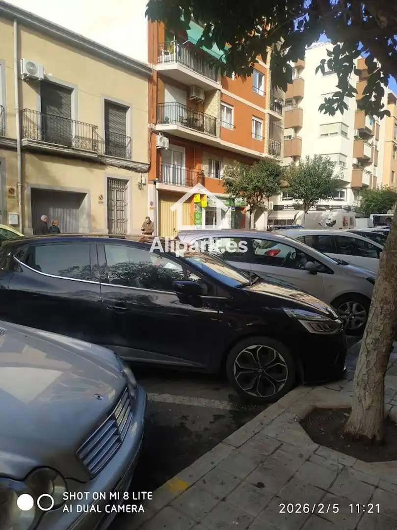 Aparcament de Casa o xalet en venda en Alicante / Alacant amb Moblat