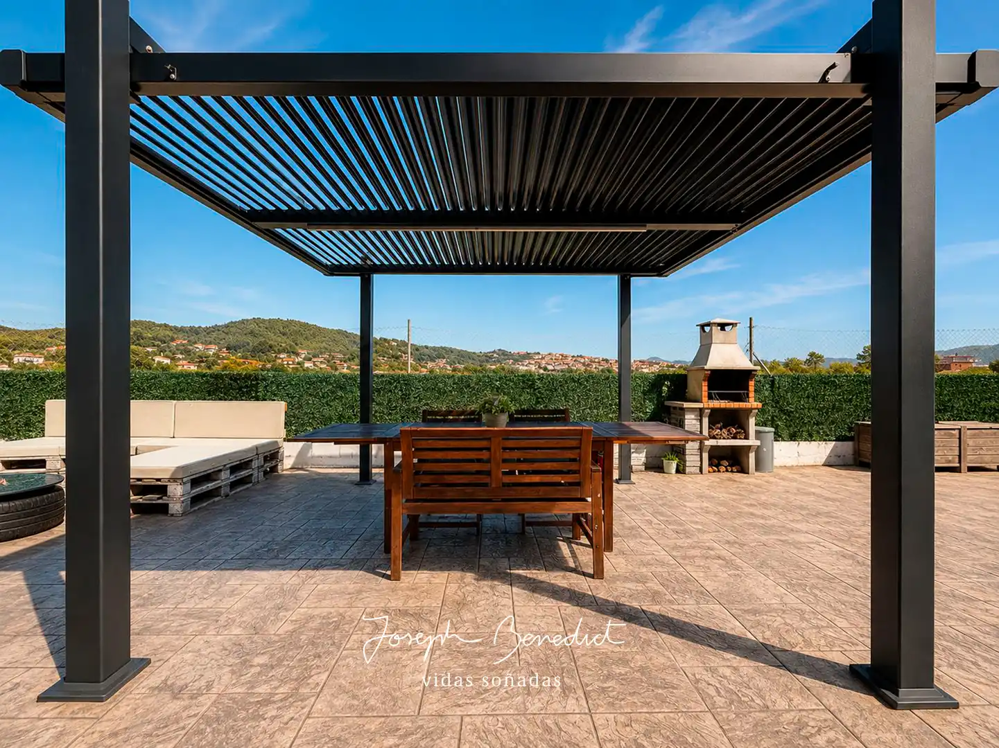 Terrassa de Casa o xalet en venda en Sant Vicenç Dels Horts amb Aire condicionat, Calefacció i Jardí privat