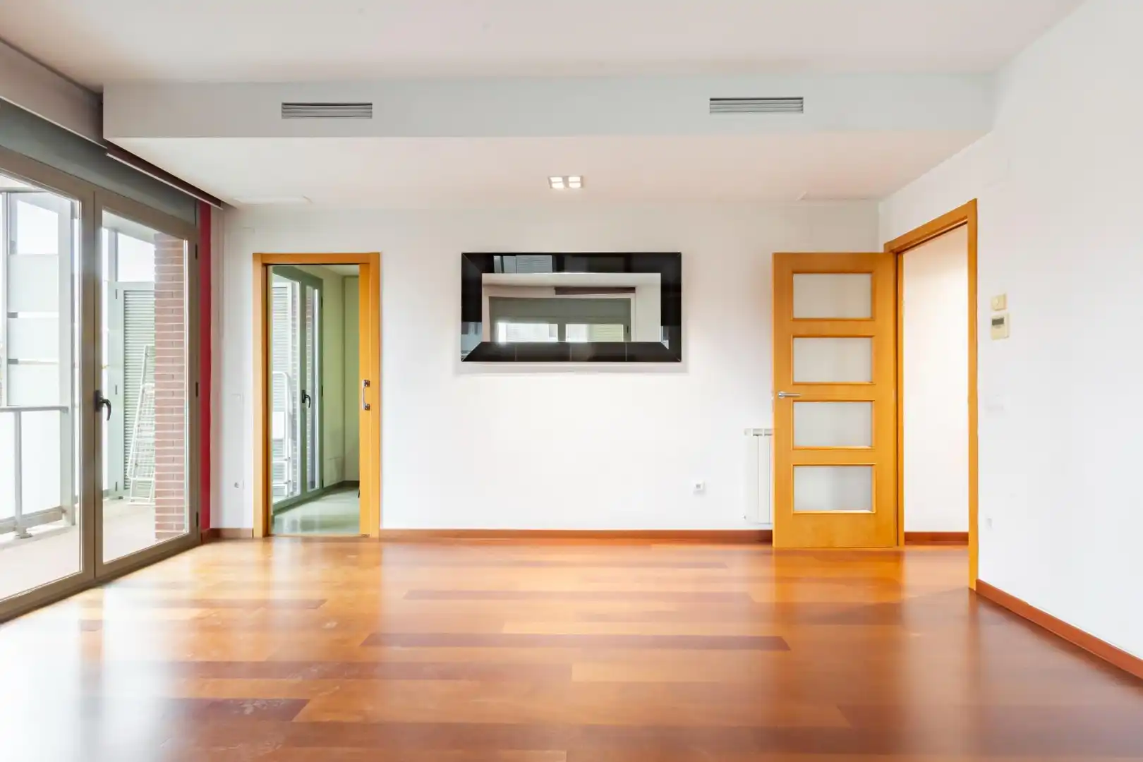 Flat for rent in Sant Cugat del Vallès  with Private garden, Parquet flooring and Terrace