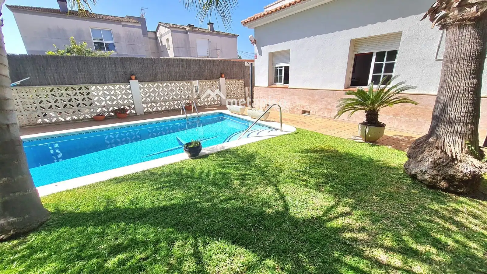 Swimming pool of Houses for sale in Calafell  with Air Conditioner, Heating and Terrace