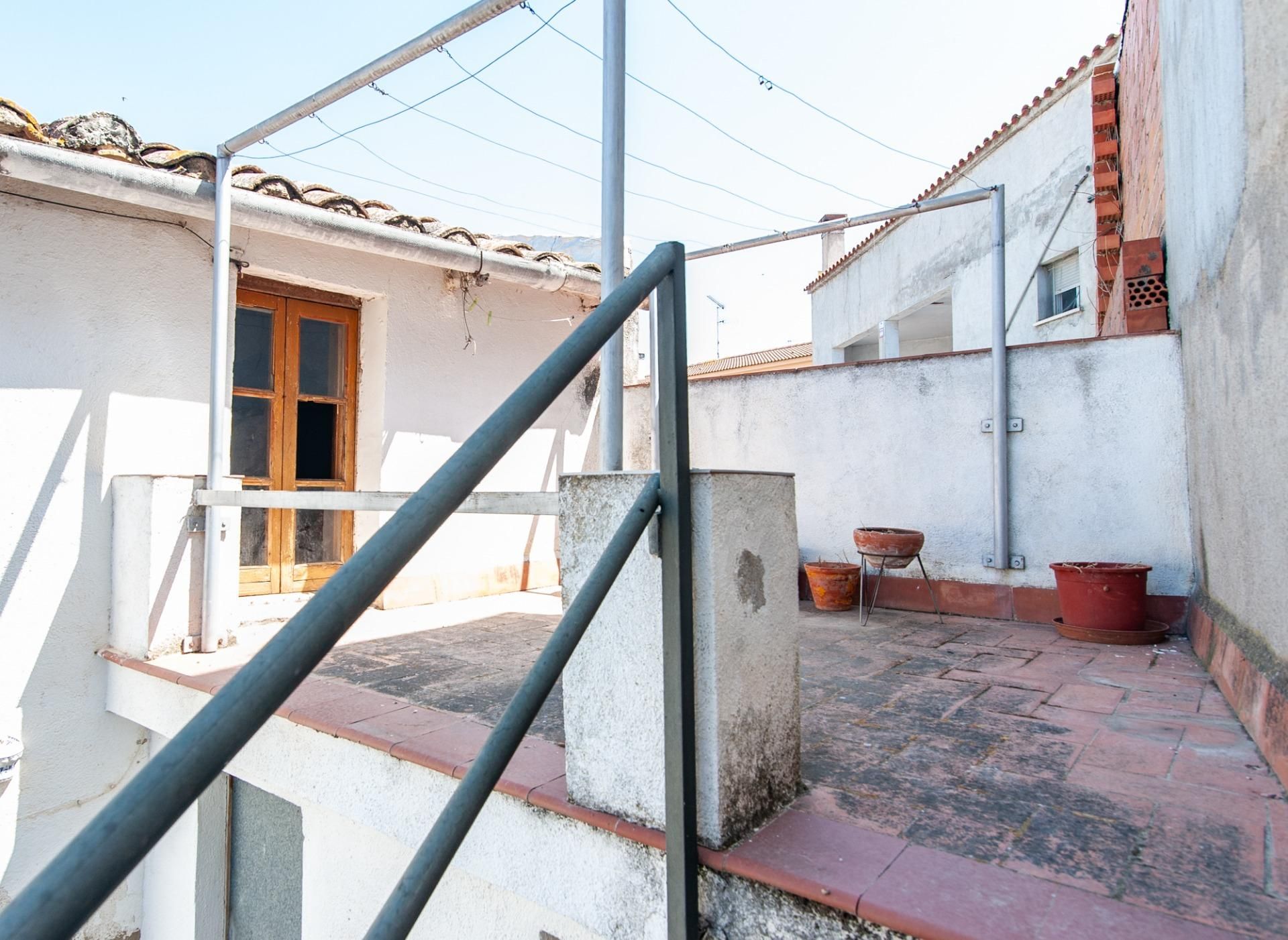 Außenansicht von Country house zum verkauf in Pacs del Penedès