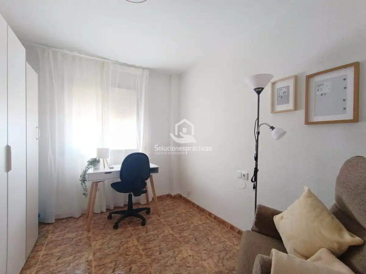 Schlafzimmer von Wohnung zur Miete in Martos mit Klimaanlage, Heizung und Terrasse