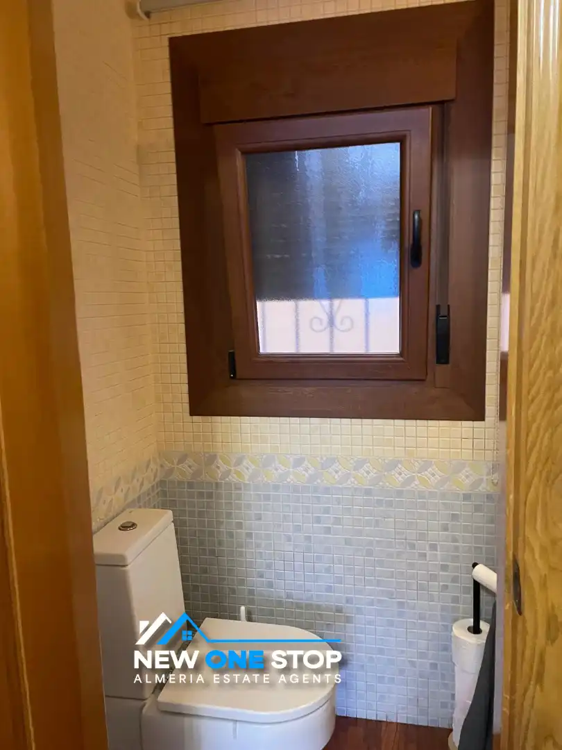 Bany de Casa o xalet en venda en Vera amb Aire condicionat, Calefacció i Parquet