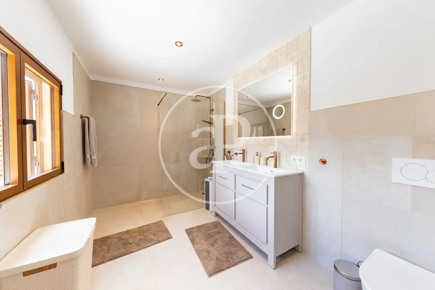 Baño de Piso en venta en Sóller con Aire acondicionado, Calefacción y Jardín privado