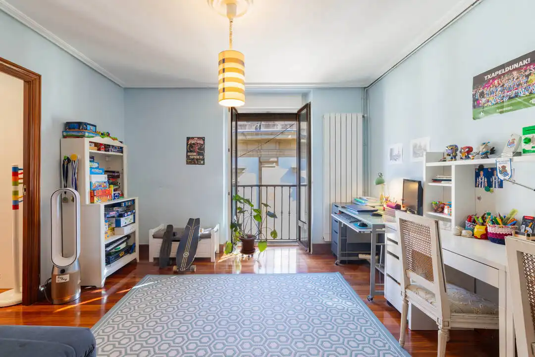 Sala de estar de Piso en venta en Donostia - San Sebastián  con Calefacción y Trastero