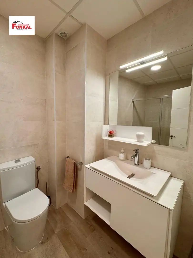 Bathroom of Flat for rent in Jerez de la Frontera  with Air Conditioner, Heating and Furnished